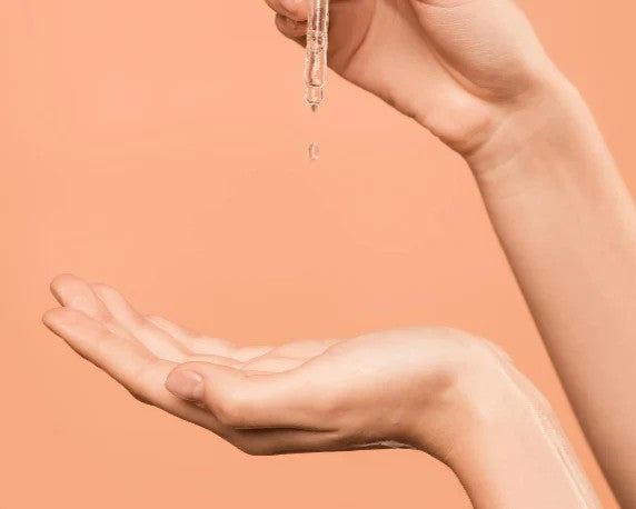 Why Safeguarding Your Skin Moisture Level is Essential in Your 40s and 50s